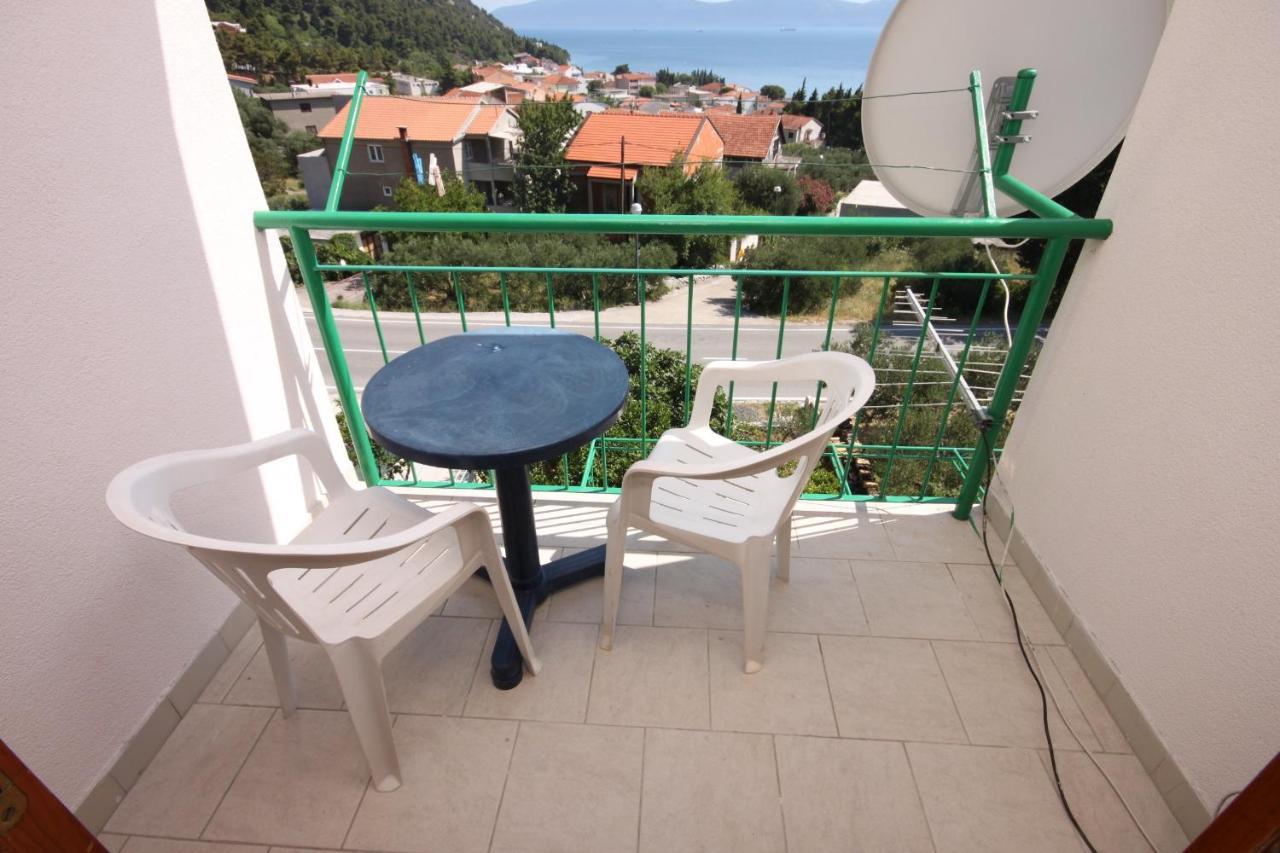 Apartments And Rooms With Parking Space Gradac, Makarska - 6819 Градац Екстериор снимка