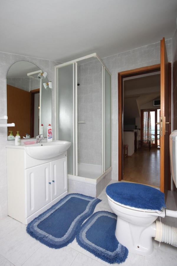 Apartments And Rooms With Parking Space Gradac, Makarska - 6819 Градац Екстериор снимка