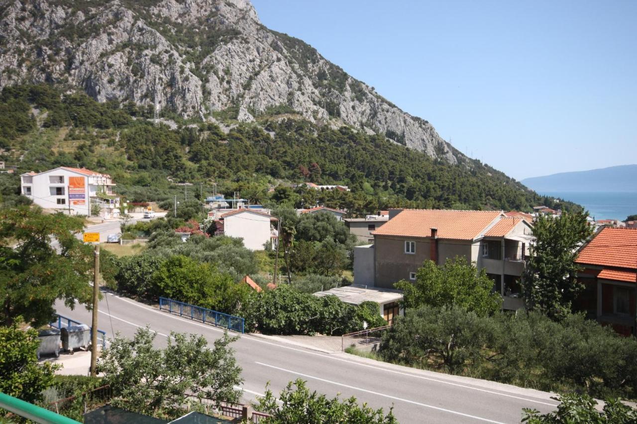 Apartments And Rooms With Parking Space Gradac, Makarska - 6819 Градац Екстериор снимка